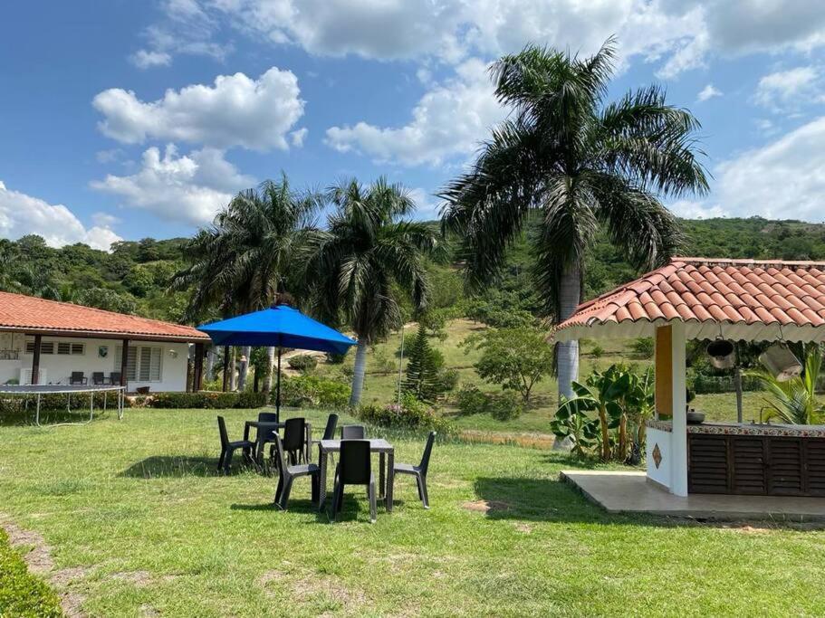 Finca Campestre Con Hermosa Vista Anapoima Exteriér fotografie