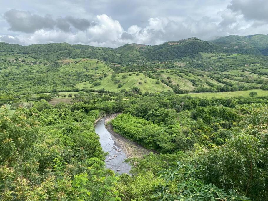 Finca Campestre Con Hermosa Vista Anapoima Exteriér fotografie