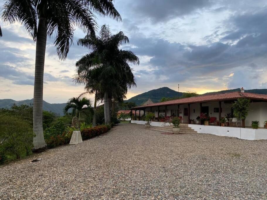 Finca Campestre Con Hermosa Vista Anapoima Exteriér fotografie